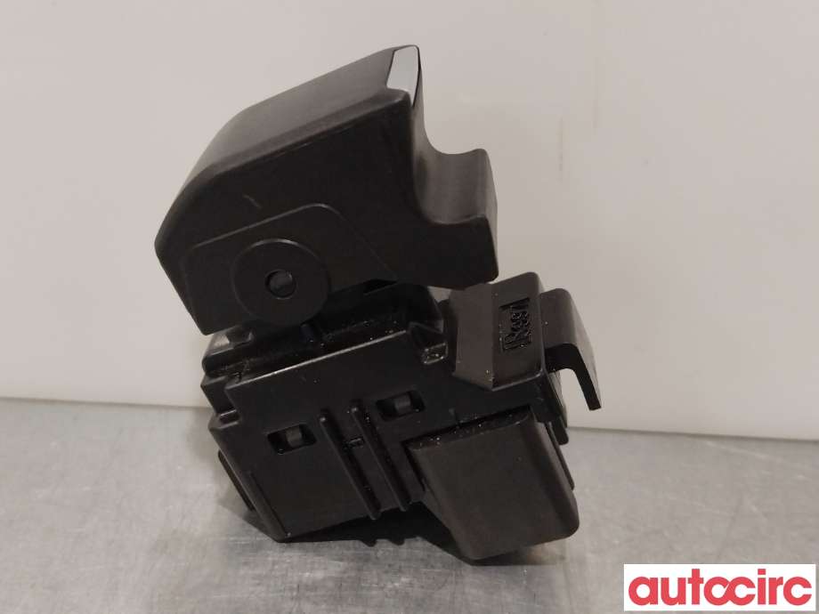 Bryter ruteheis til Isuzu D-Max 2021-->> (Type III) (ISUZU|8974724560|)
