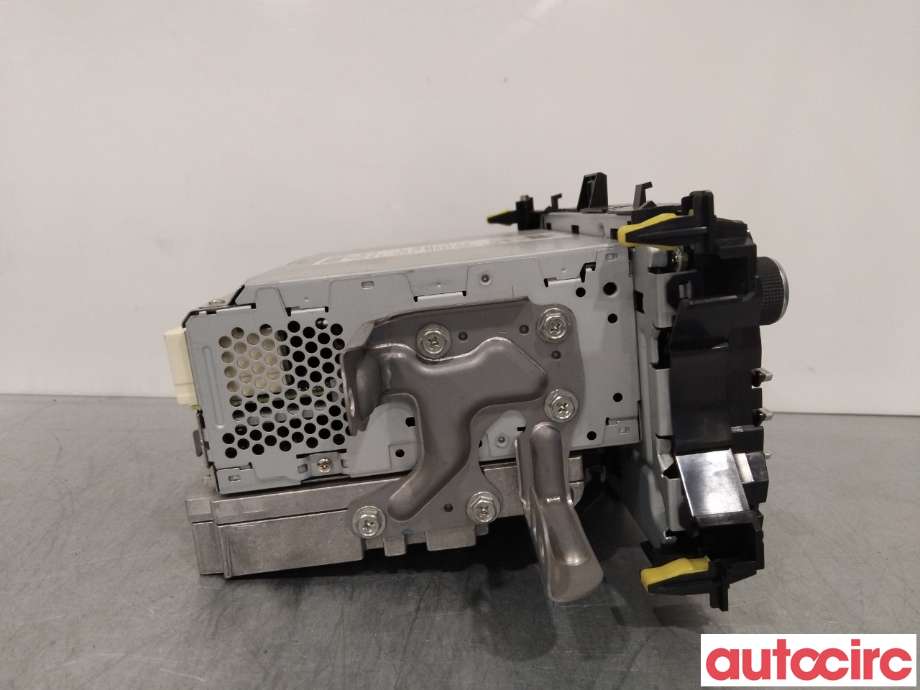 Bilstereo til Toyota Yaris 2014-2020 (Type III, Fase 2)  (TOYOTA|861400D330)