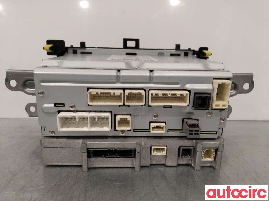 Bilstereo til Toyota Yaris 2014-2020 (Type III, Fase 2)  (TOYOTA|861400D330)