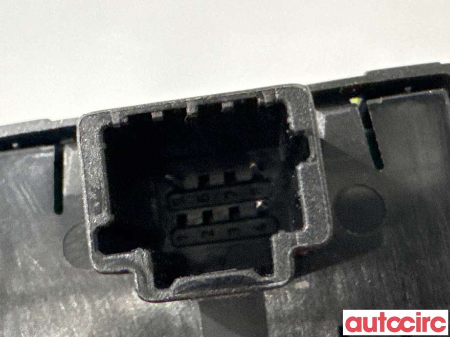 Bryter diverse til Renault Zoe 2013-2019 (Fase 1)  (RENAULT|254291224R|10133377)