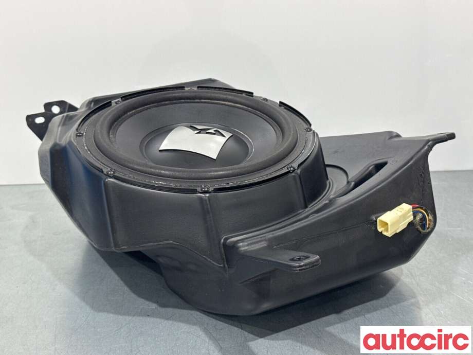 Bilstereo høyttaler til Mitsubishi Outlander 2015-->> (Type III, Fase 2)  (MITSUBISHI|8720A141|)