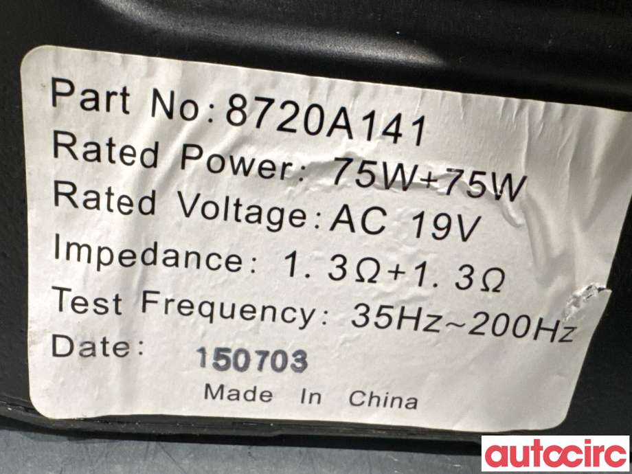 Bilstereo høyttaler til Mitsubishi Outlander 2015-->> (Type III, Fase 2)  (MITSUBISHI|8720A141|)