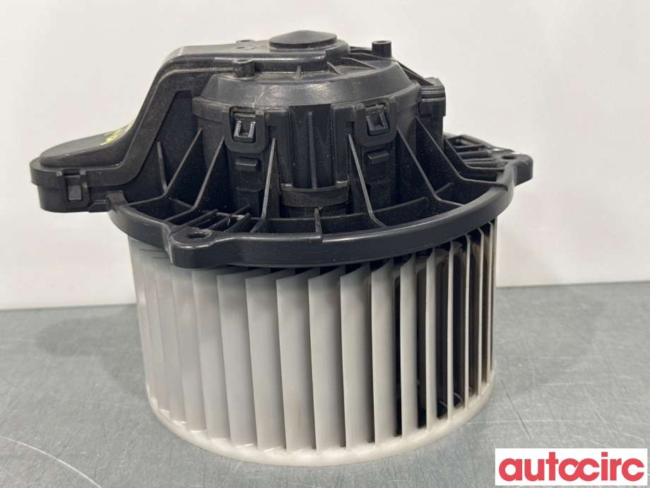 Varmeapparat motor til Kia Sportage 2010-2016 (Type III)  (KIA|971132Y000||F00S3B2441)