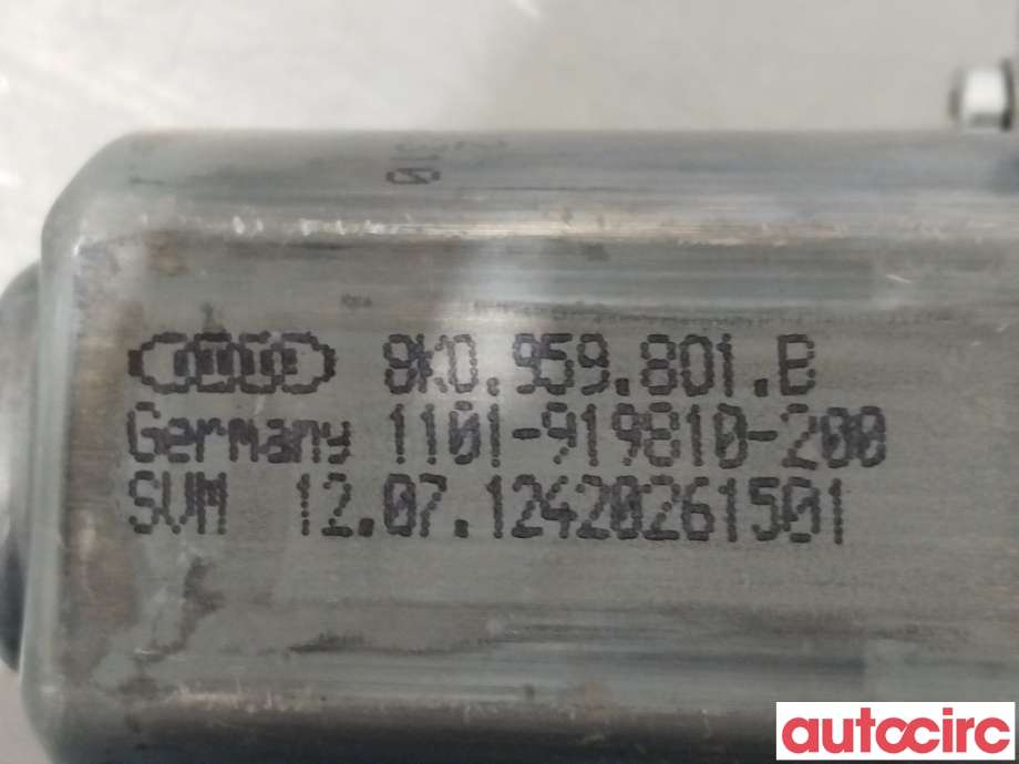 Ruteheis venstre foran til Audi Q3 2011-2014 (Type I, Fase 1)  (AUDI|8K0959801B|)