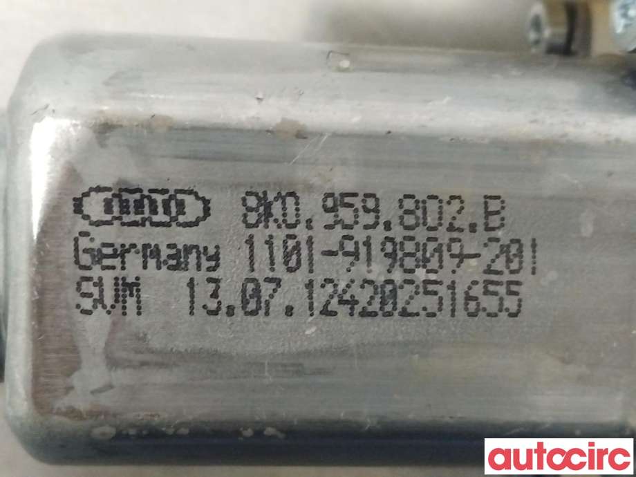 Ruteheis høyre foran til Audi Q3 2011-2014 (Type I, Fase 1) (AUDI|8K0959802B|)