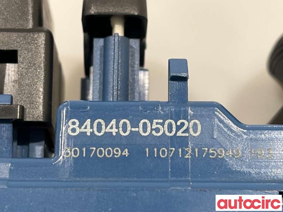Bryter ruteheis til Toyota Avensis 2009-2015 (Type III, Fase 1) (TOYOTA|8404005020|84040-05020)