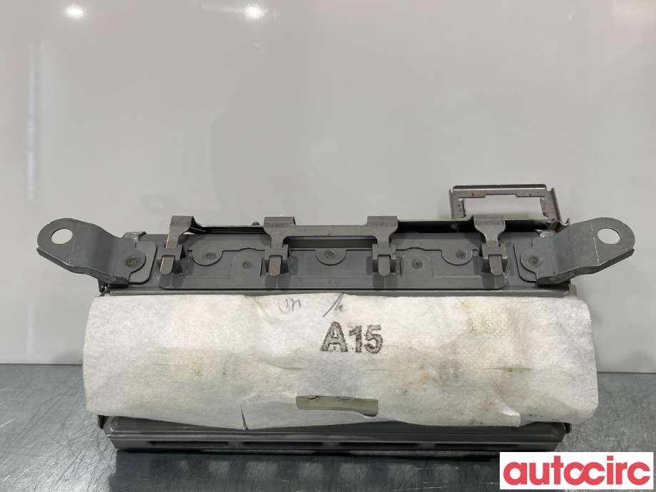 Airbag kne til Toyota Avensis, 2009-2015 (Type III, Fase 1) (TOYOTA|7390005030C0)