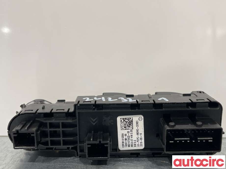 Bryter ruteheis til Peugeot 3008 2016-->> (Type II) (PEUGEOT|98319739ZD)
