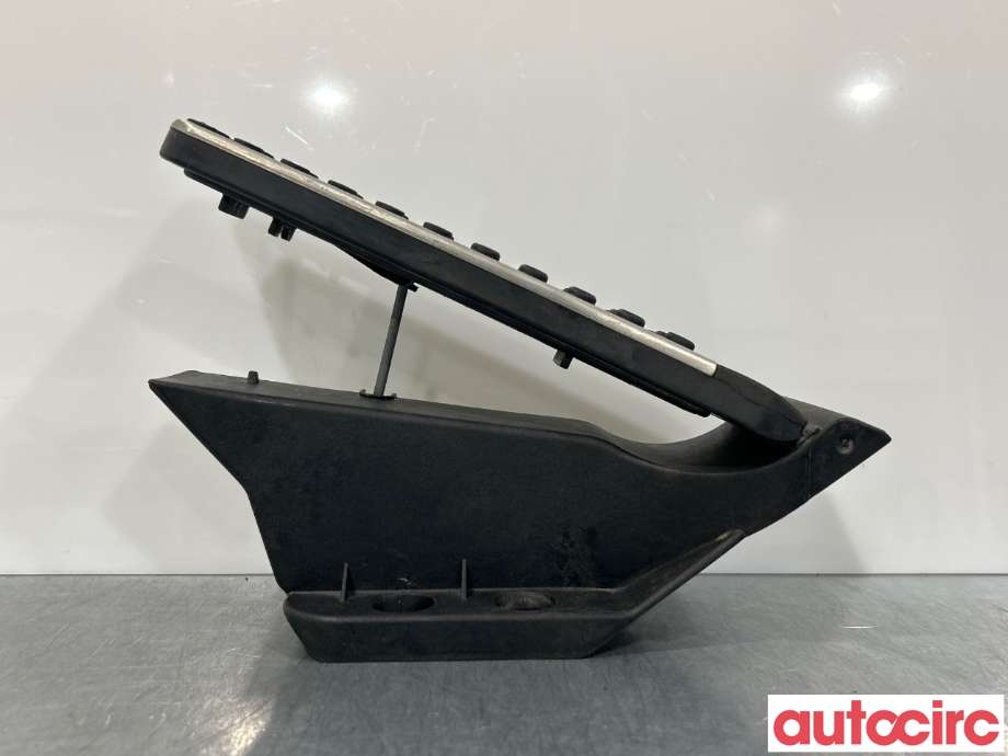 Pedal gass til Mercedes E-Klasse 2013-2016 (Fase 2) (W212) (W212) (MERCEDES|A2043000200|A2043000204)