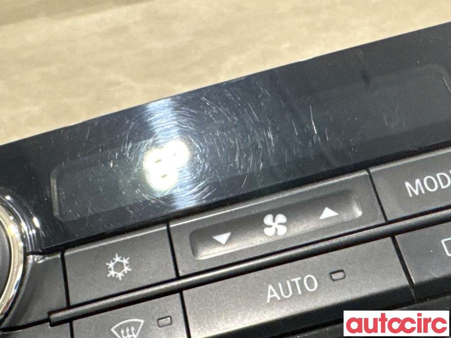 Varmeapparat betjening til Mitsubishi Outlander 2015-->> (Type III, Fase 2)  (MITSUBISHI|7820A948XA|CAB502A040L)