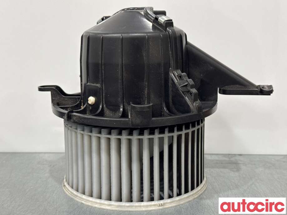 Varmeapparat motor til Mercedes Vito 2014-->> (W447) (W447) (MERCEDES|A0008304701|)