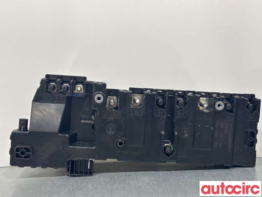 Sikringsboks til Mercedes Vito 2014-->> (W447) (W447) (MERCEDES|A4475404326|)