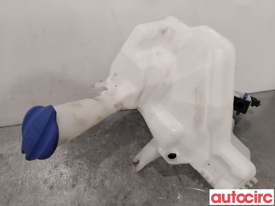 Spylertank til Hyundai i30 2012-2017 (Type II) (HYUNDAI|98610A6010||98610-A6000)