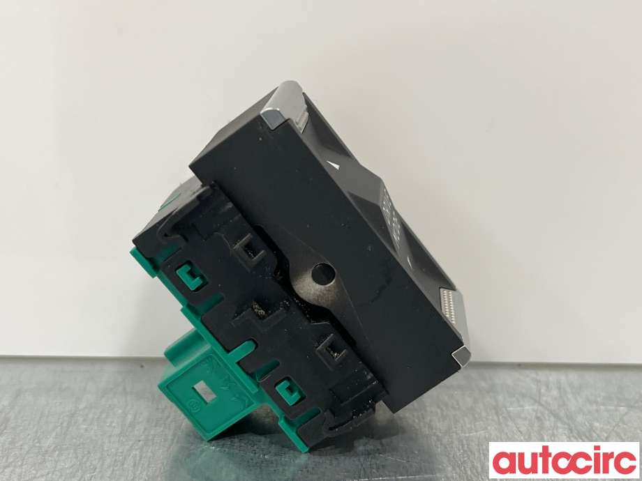 Bryter diverse til Peugeot 3008 2016-->> (Type II)  (PEUGEOT|98156354ZD|9815635477)