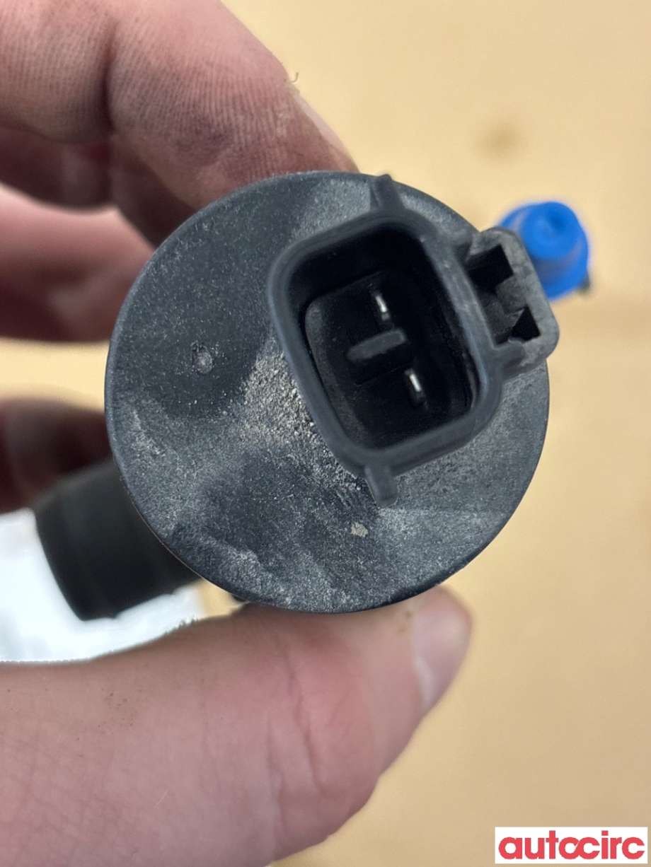 Spylerpumpe foran til Toyota Verso 2009-2016 (Type III) (TOYOTA|853300F010|85330-0F010)