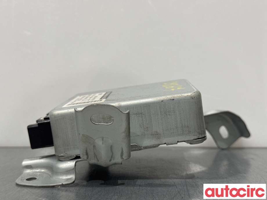 Styreenhet servo til Toyota Yaris 2014-2020 (Type III, Fase 2)  (TOYOTA|896500D334|JL501-010721|89650-0D334)