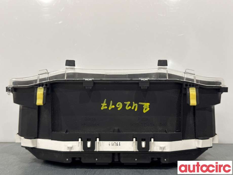 Instrumentpanel til Toyota Yaris 2014-2020 (Type III, Fase 2) (TOYOTA|83800F5440|MB157580-4812|83800F5441)
