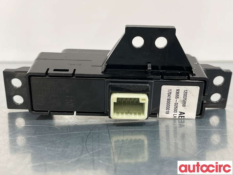 Bryter tanklokk til Hyundai Ioniq Electric 2016-2019 (Fase 1)  (HYUNDAI|93555G25004X|93555-G2500)