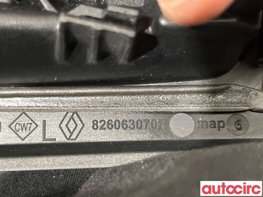 Dørhåndtak utv venstre bak til Renault Zoe 2013-2019 (Fase 1)  (RENAULT|826063070R|)