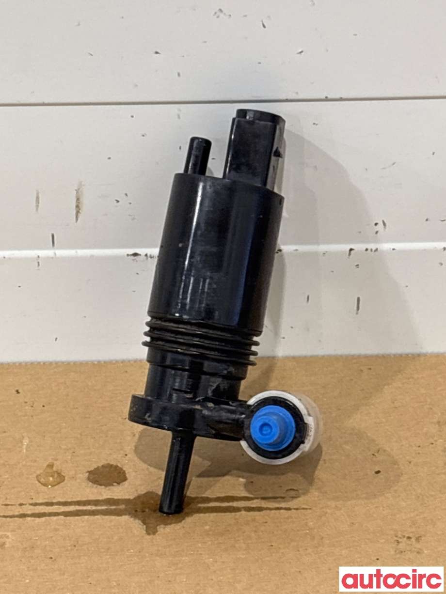 Spylerpumpe foran til Mercedes Vito, 2014-->> (W447) (W447) (MERCEDES|A0008690400)