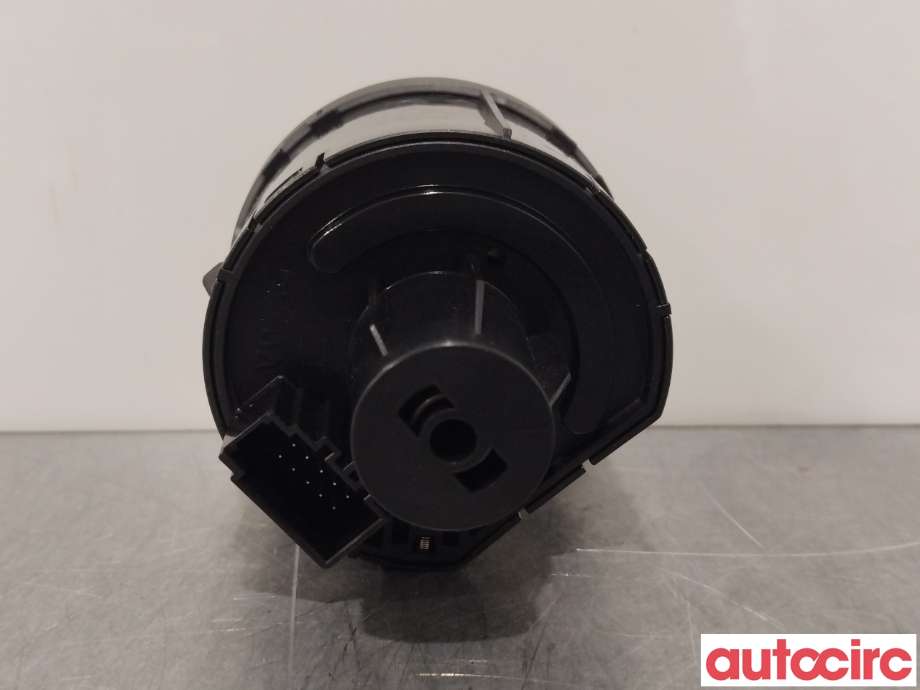 Bryter lys til VW Golf VII 2012-2017 (Fase 1) (VOLKSWAGEN|5G0941431BD)