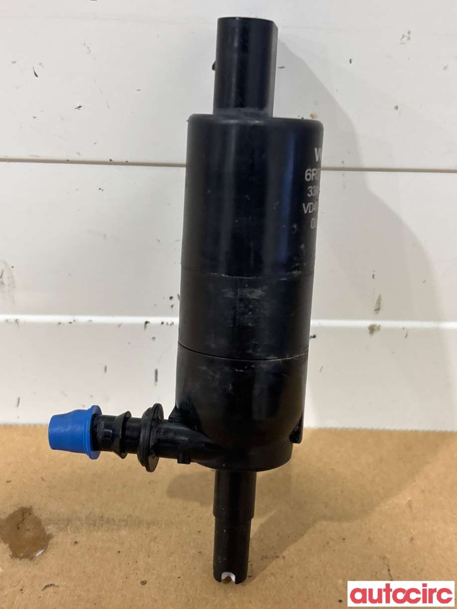 Spylerpumpe til VW Passat 2011-2015 (B7) (B7) (VOLKSWAGEN|6R0955681)