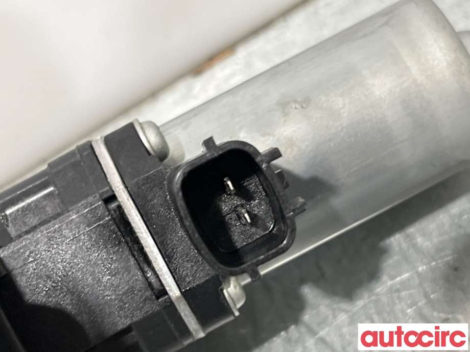 Ruteheis høyre foran til Renault Zoe 2013-2019 (Fase 1)  (RENAULT|807206641R|9030318-C|)