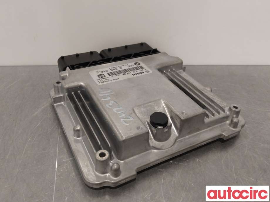 Styreenhet motor til BMW X3 2010-2017 (F25) (F25) (BMW|13618598806|0281032230|8588946)