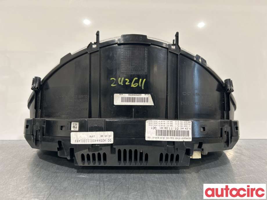 Instrumentpanel til Mercedes C-Klasse 2007-2011 (Fase 1) (W204) (W204) (MERCEDES|A2049004300|A2044400111)