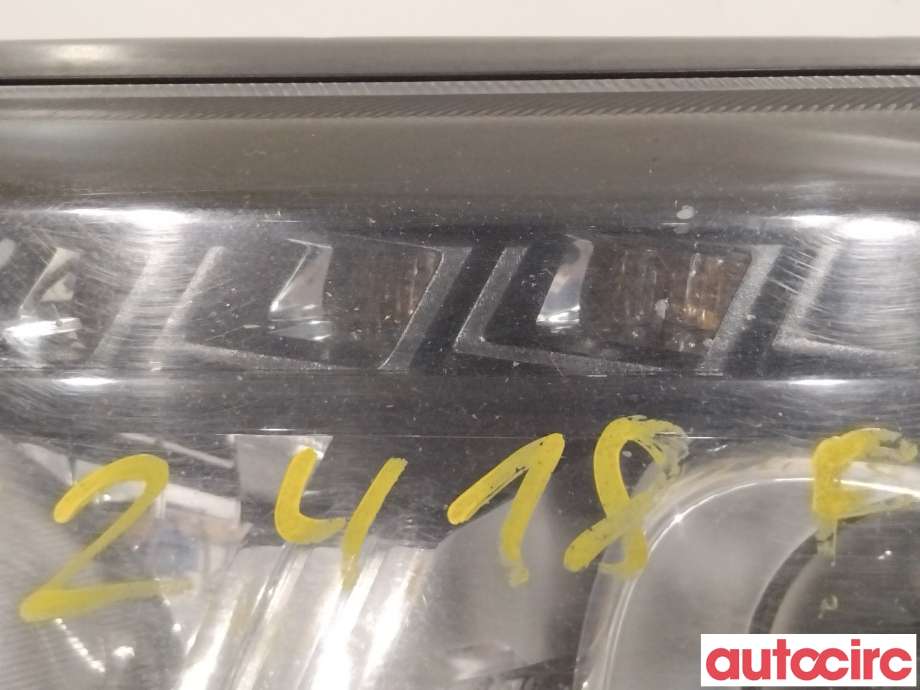 Frontlykt venstre halogen til SsangYong Tivoli 2016-->>  (SSANGYONG|8310135B00)