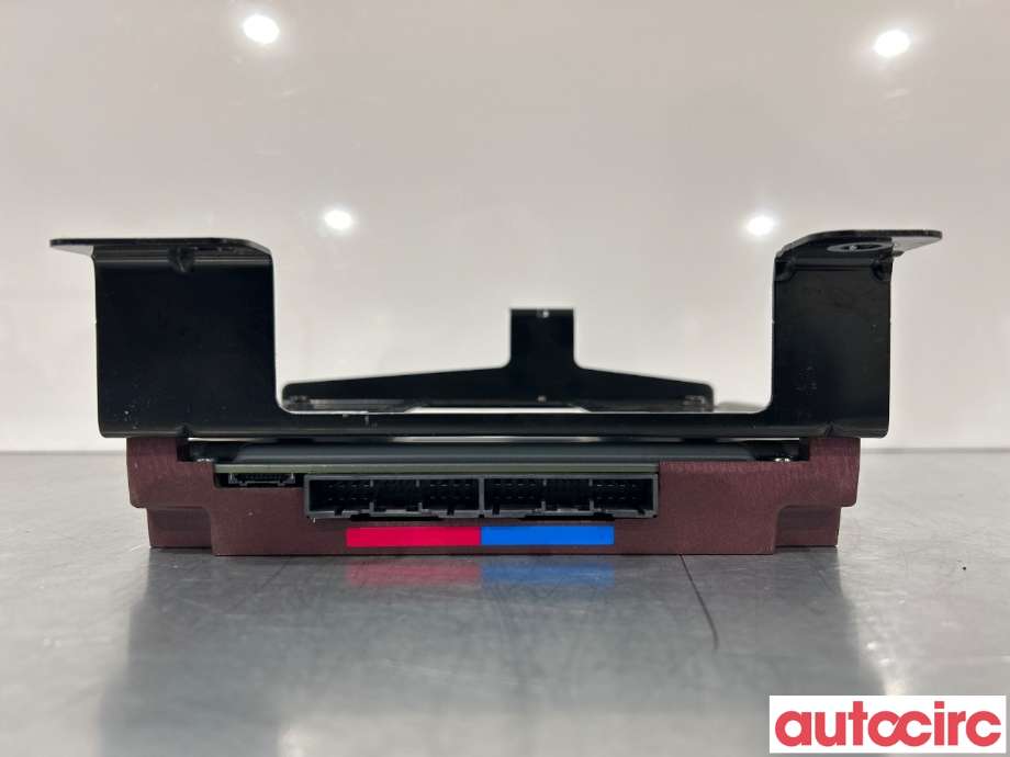 Bilstereo forsterker til Kia EV6 2021-->> (KIA|96370CV100|)