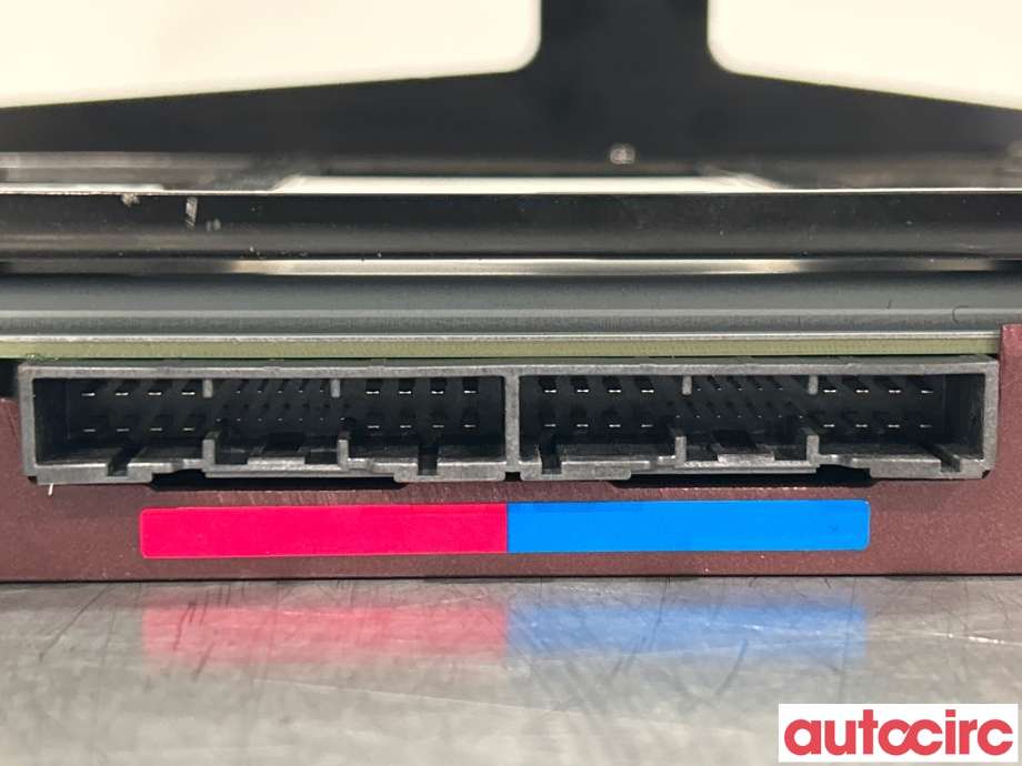Bilstereo forsterker til Kia EV6 2021-->> (KIA|96370CV100|)