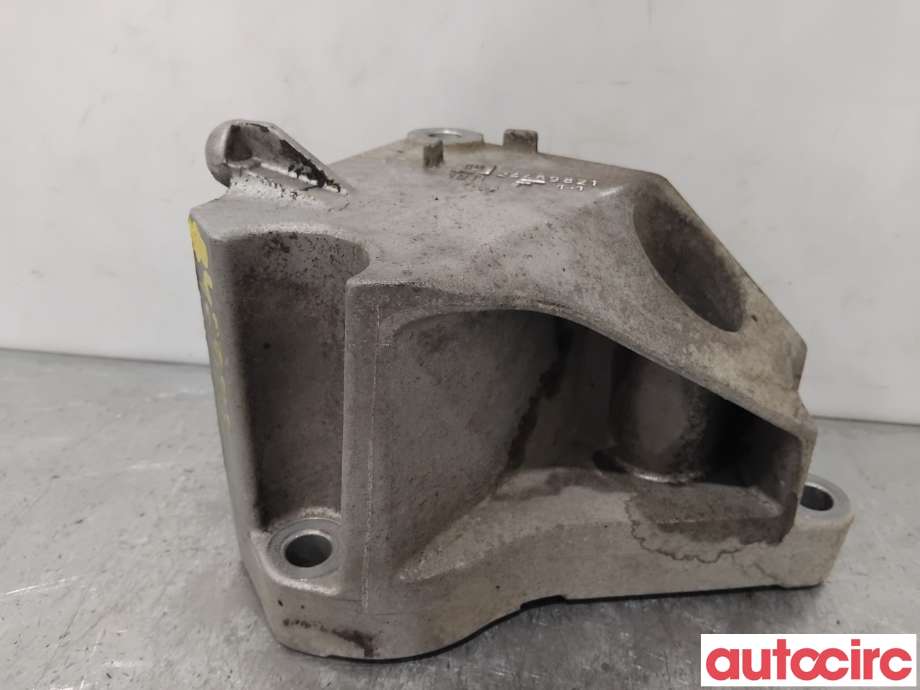 Motorfeste til Opel Vectra C, 2005-2008 (Type II)  (OPEL|24459821)
