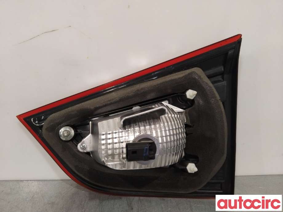 Baklykt venstre indre til Suzuki SX4 S-CROSS 2013-->> (Type II)  (SUZUKI|36274-64R00|36274-64R00-000)