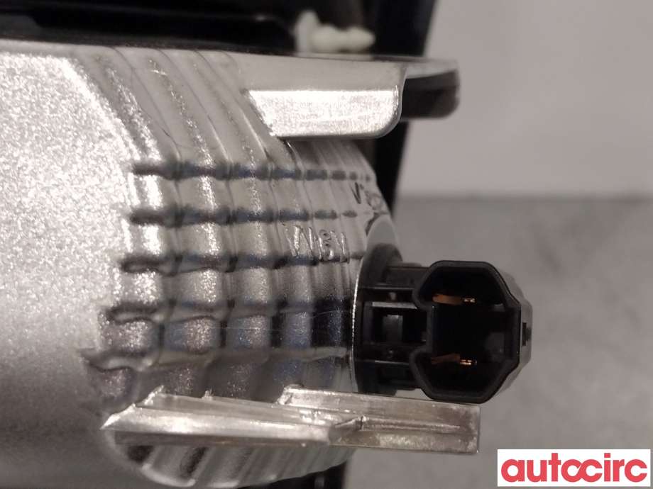Baklykt venstre indre til Suzuki SX4 S-CROSS 2013-->> (Type II)  (SUZUKI|36274-64R00|36274-64R00-000)