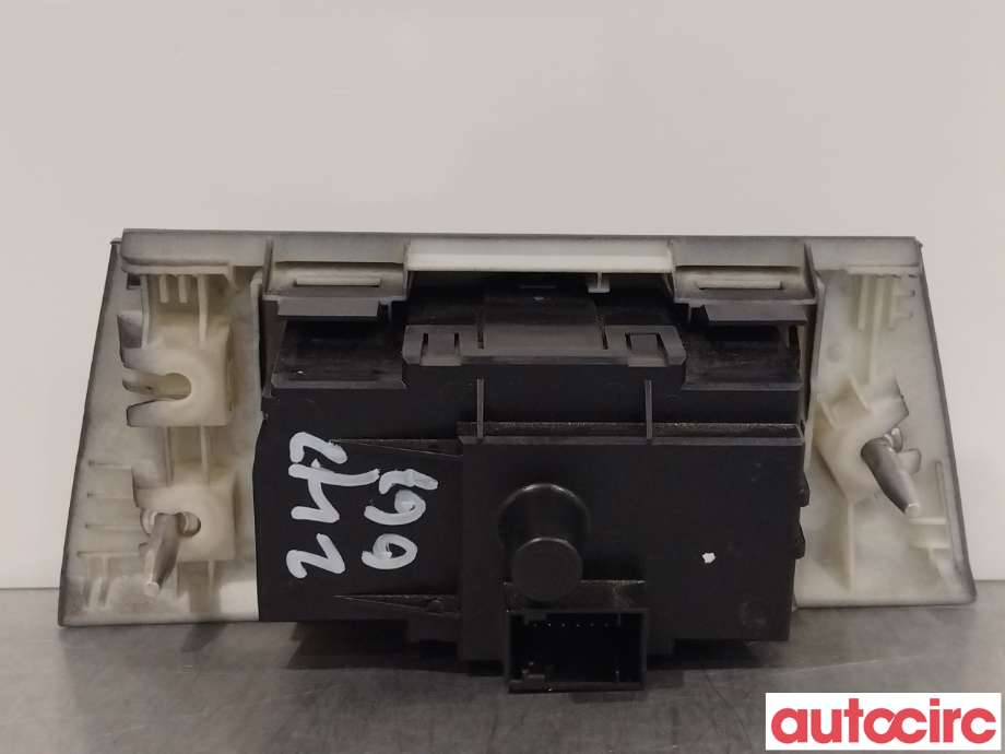Bryter lys til BMW 3-Serie 2005-2011 (E90/E91/E92/E93) (E90/E91/E92/E93) (BMW|61319169416|9169416)