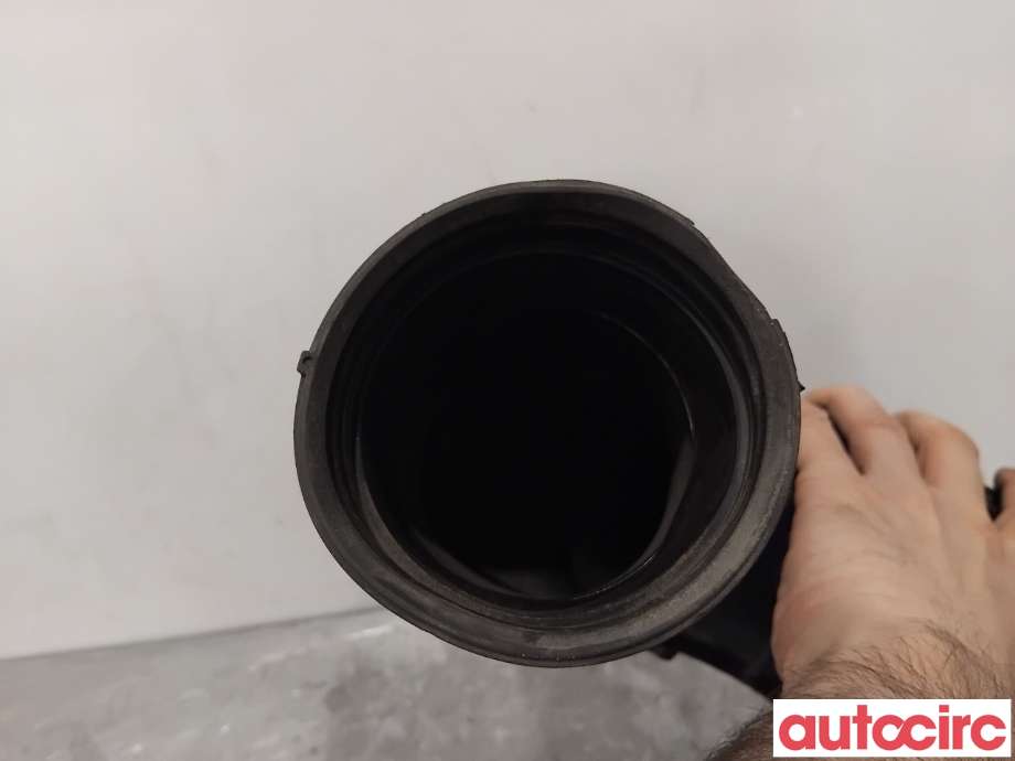 Luftslange innsug til BMW X5 2013-2018 (F15) (F15) (BMW|13718513245||13717812946)