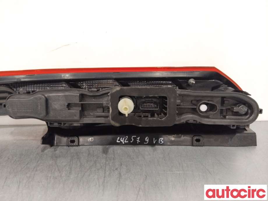 Baklykt venstre til Ford Transit Custom 2013-2023 (Type I)  (FORD|2411271|BK21-13405-AJ)