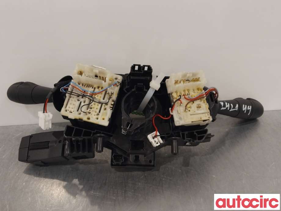 Bryter combi til Nissan NV300 2016-->>  (NISSAN|2556700Q2H|479452659R)