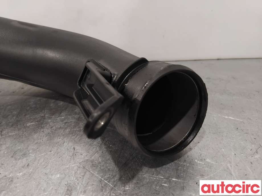 Luftslange innsug til Volvo V60/V60 CC 2013-2018 (Type I, Fase 2)  (VOLVO|30774692|)