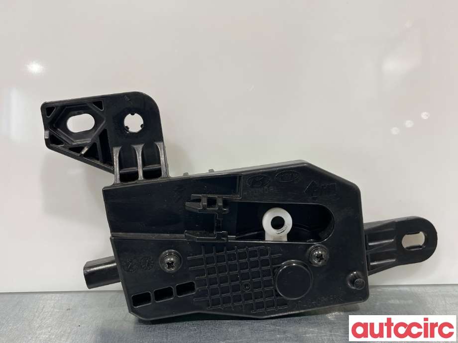 Diverse deler til Hyundai i30 2012-2017 (Type II)  (HYUNDAI|81590A5000|)