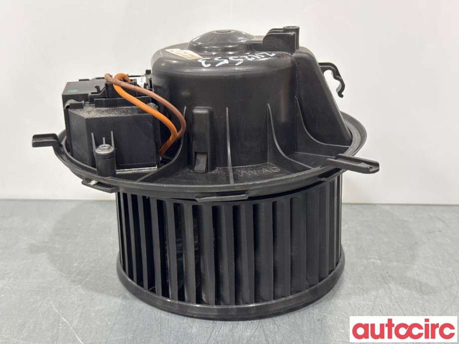 Varmeapparat motor til Škoda Yeti 2009-2013 (Fase 1) (SKODA|3C1820015M||3C1820015N)