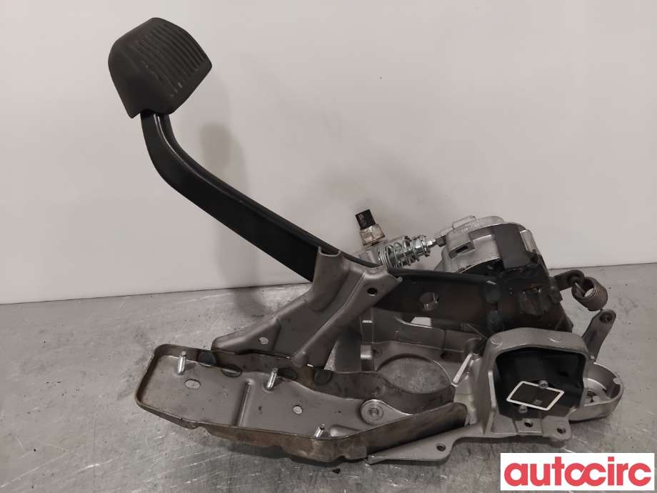 Pedal gass/brems/clutch til Volvo V60/V60 CC, 2013-2018 (Type I, Fase 2)  (VOLVO|32265546)