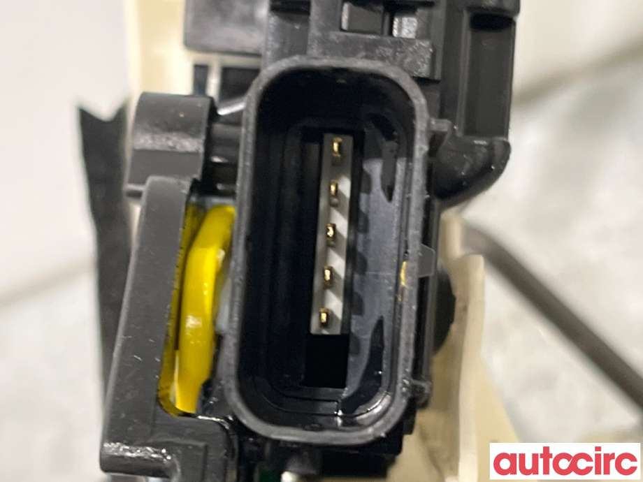 Låsekasse venstre bak til Hyundai i10 2008-2013 (Type I)  (HYUNDAI|81410B9020||81110B9020)