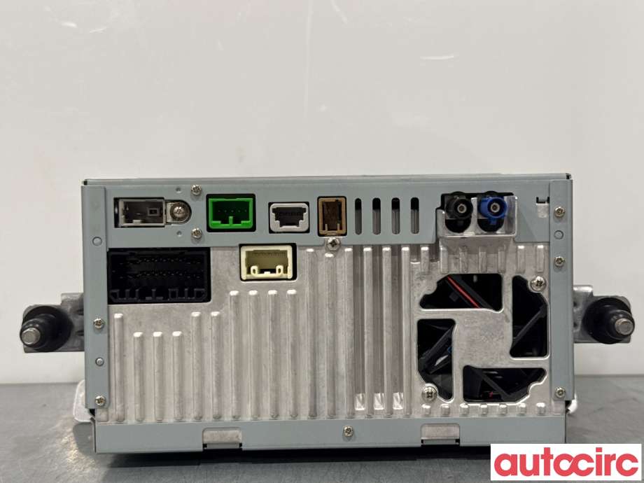 Bilstereo navigasjon til Suzuki SX4 S-CROSS 2013-->> (Type II) (SUZUKI|39920-61MR2-ZCA|A2AVGB02EU3B|39920-61MR2)