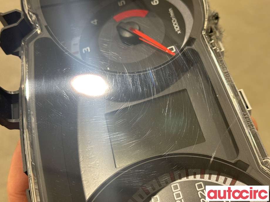 Instrumentpanel til Mitsubishi Outlander 2007-2010 (Type II, Fase 1) (MITSUBISHI|8100A115|)