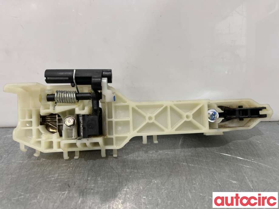 Dørhåndtak utv venstre bak til Hyundai i10 2008-2013 (Type I)  (HYUNDAI|82651B4020||82655B4020)
