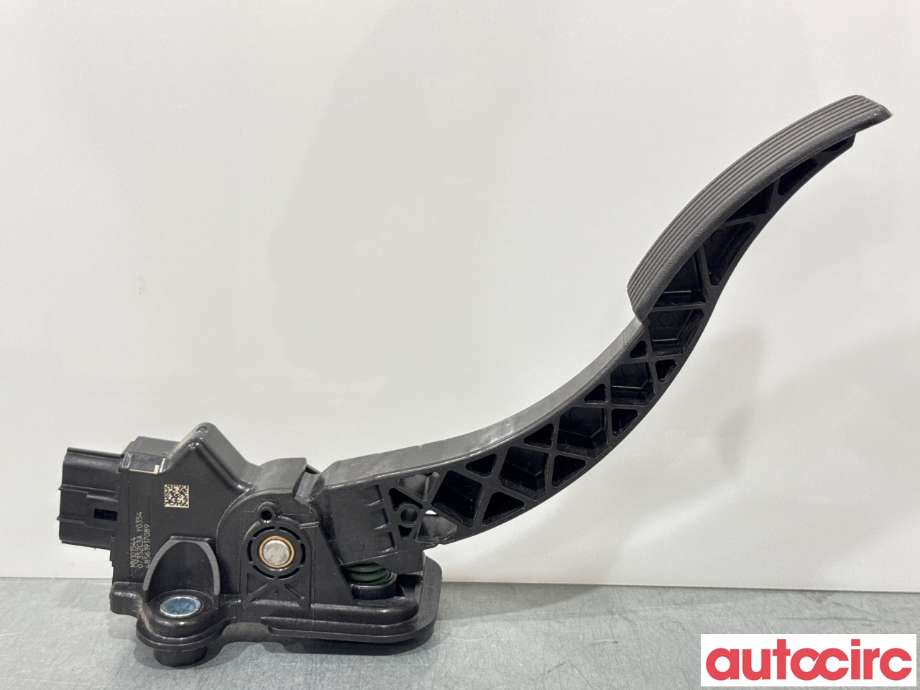 Pedal gass til Mitsubishi Outlander, 2007-2010 (Type II, Fase 1)  (MITSUBISHI|MN101544)