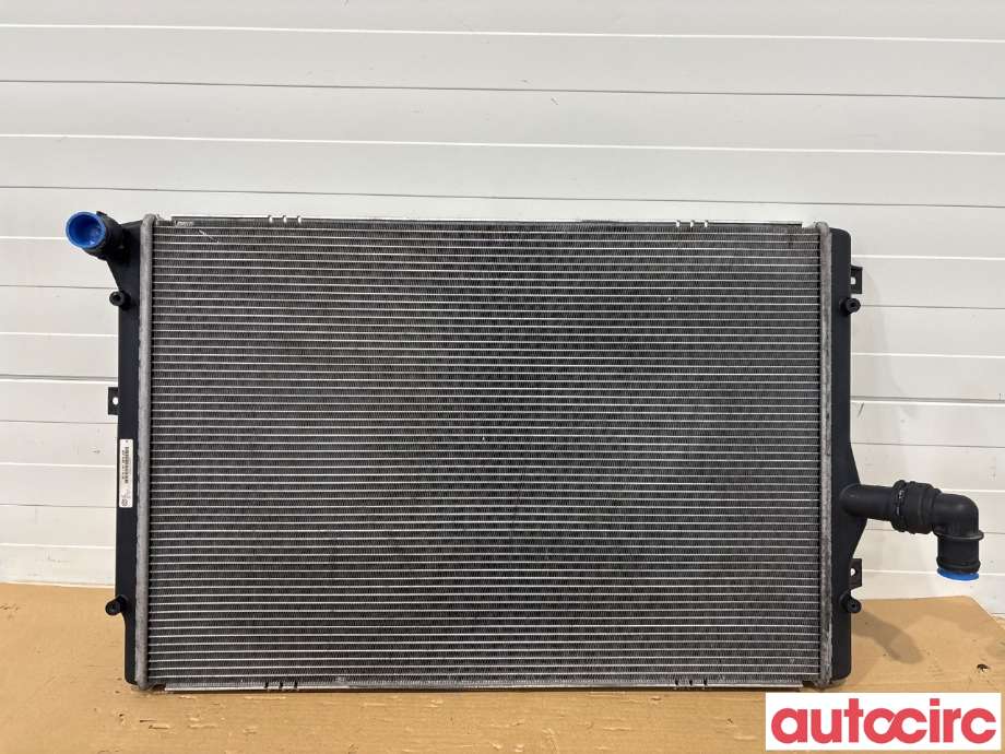 Radiator (manuell gir) til VW Passat 2011-2015 (B7) (B7) (VOLKSWAGEN|1K0121251DM|1K0121251AB)