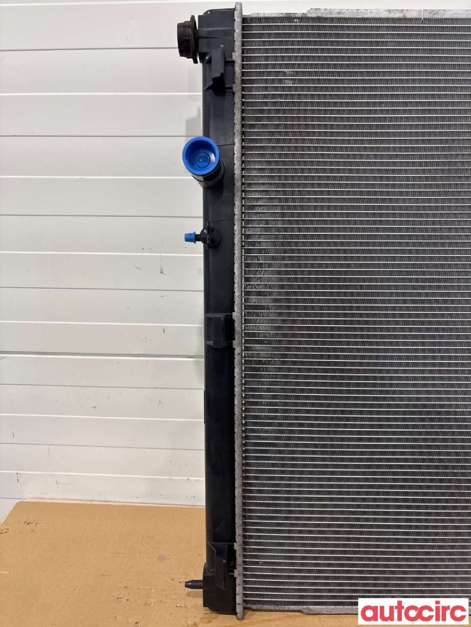 Radiator (automat gir) til Mitsubishi Outlander 2015-->> (Type III, Fase 2)  (MITSUBISHI|1350A601|)
